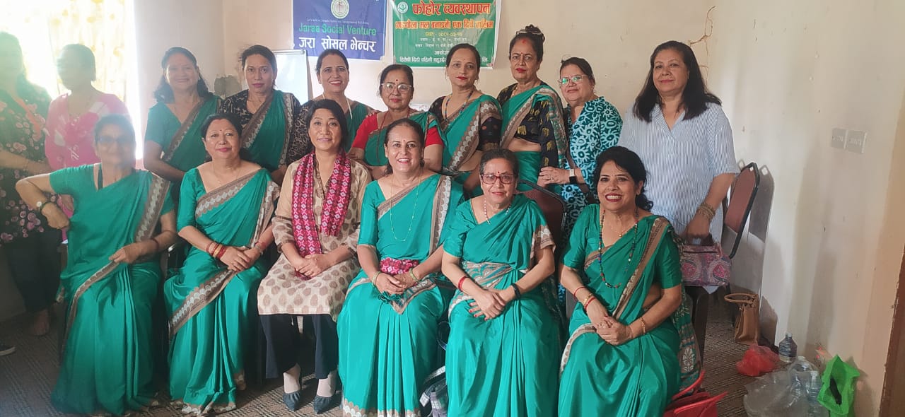 Jaraa training program graduates receiving certificates